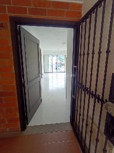 Apartamento de 3 alcobas en arriendo en Cerros Del Campestre, Floridablanca, 120 m² · foto 2 de 17