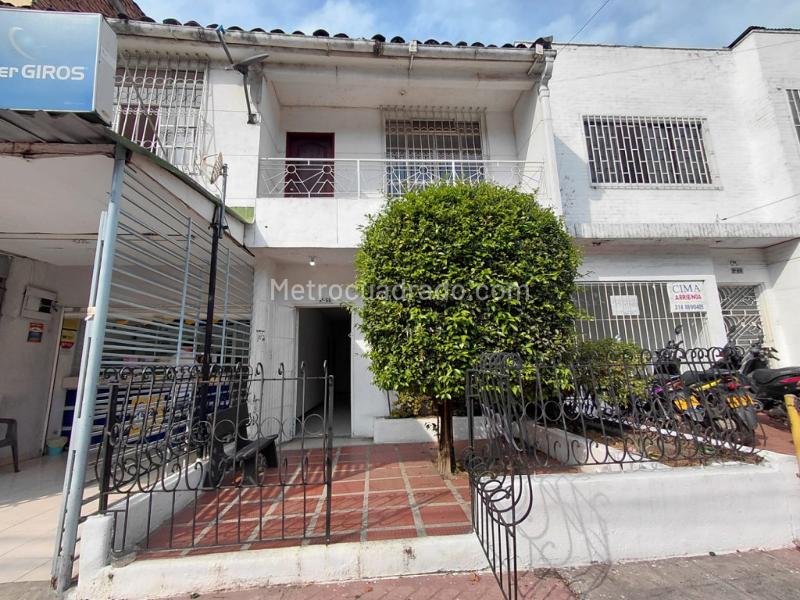 Casa en Arriendo, Granada, Cali