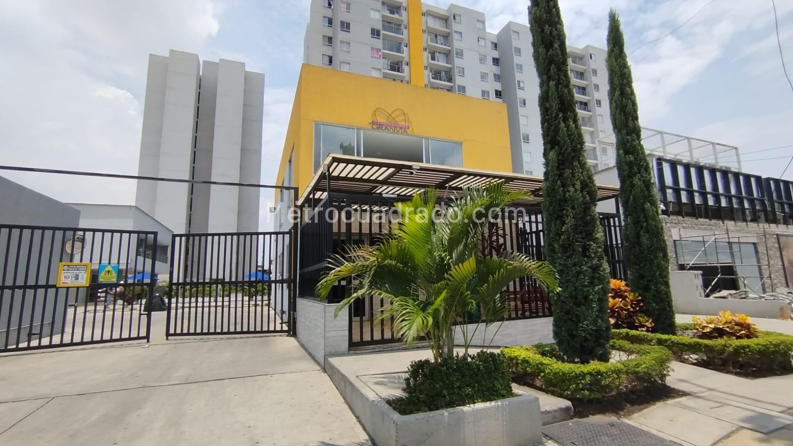 Apartamento de 2 habitaciones en arriendo en Los Guayacanes, Cali — imagen 1 de 20