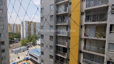 Apartamento de 2 alcobas en arriendo en Los Guayacanes, Cali, 65 m² · foto 9 de 20