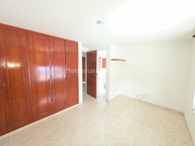 Casa de 3 alcobas en venta en Altamira, Palmira, 181 m² · foto 17 de 20