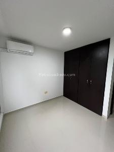 Apartamento de 3 alcobas en arriendo en Versalles, Floridablanca, 90 m² · foto 13 de 18