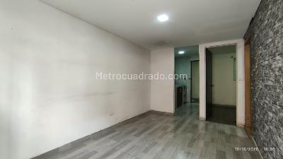Apartamento de 3 alcobas en arriendo en Marichuela Ii Sector (Cafam Ii, Bogotá, 60 m² · foto 3 de 15