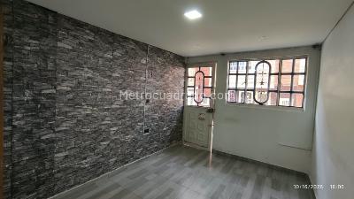 Apartamento de 3 alcobas en arriendo en Marichuela Ii Sector (Cafam Ii, Bogotá, 60 m² · foto 4 de 15