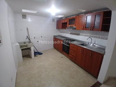 Casa de 3 alcobas en arriendo en Portales Del Norte, Bogotá, 100 m² · foto 6 de 20