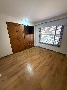 Apartaestudio en arriendo en Santa Bibiana, Bogotá, 67 m² · foto 14 de 15