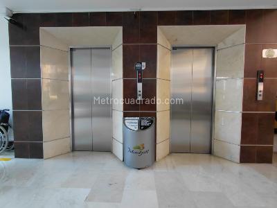 Apartamento de 3 alcobas en venta en Santa Teresita, Cali, 100 m² · foto 2 de 20