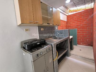 Apartaestudio en arriendo en El Guabal, Cali, 30 m² · foto 8 de 10