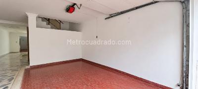Casa de 4 alcobas en arriendo en Ciudad Melendez, Cali, 220 m² · foto 2 de 20