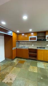 Apartamento de 3 alcobas en venta en Cedritos, Bogotá, 202 m² · foto 15 de 17