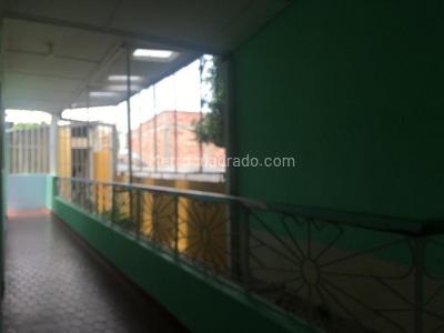 Apartamento de 3 alcobas en venta en Gaitan, Girardot, 112 m² · foto 7 de 20