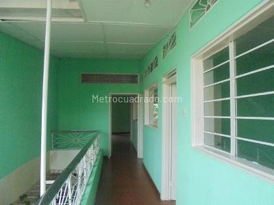 Apartamento de 3 alcobas en venta en Gaitan, Girardot, 112 m² · foto 9 de 20