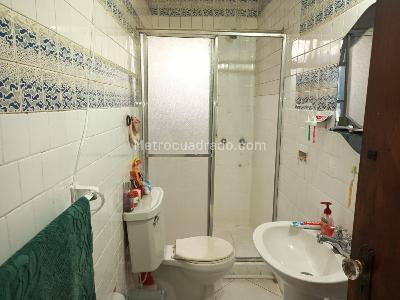 Casa en venta en San Luis, Bogotá · foto 7 de 12