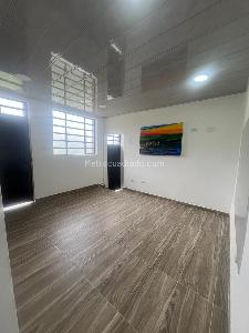 Casa de 5 alcobas en venta en La Candelaria, Bogotá, 576 m² · foto 9 de 20