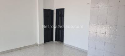 Casa de 5 alcobas en venta en Rosa Blanca, Girardot, 275 m² · foto 12 de 20