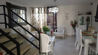 Casa de 5 alcobas en venta en Campin, Bogotá, 300 m² · foto 5 de 20