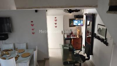 Casa de 5 alcobas en venta en Campin, Bogotá, 300 m² · foto 6 de 20