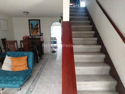Casa en venta en Villa Luz, Bogotá · foto 5 de 18