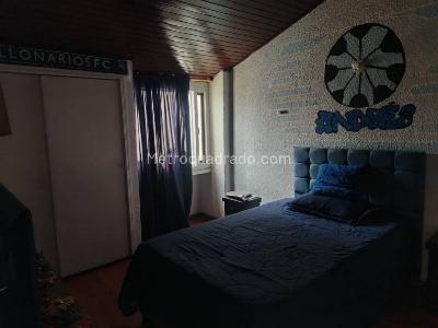 Casa en venta en Villa Luz, Bogotá · foto 9 de 18
