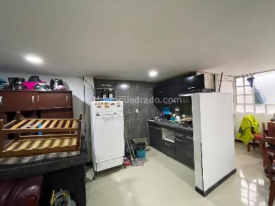 Casa de 5 alcobas en venta en Versalles, Bogotá, 150 m² · foto 11 de 19