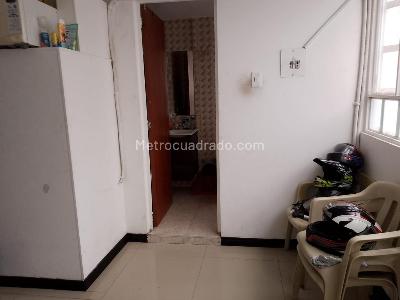 Casa de 5 alcobas en venta en Versalles, Bogotá, 150 m² · foto 12 de 19