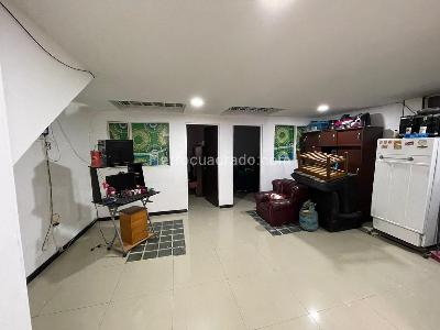 Casa de 5 alcobas en venta en Versalles, Bogotá, 150 m² · foto 7 de 19