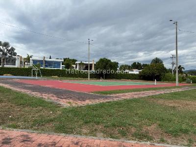 Apartamento de 2 alcobas en venta en Girardot, Girardot, 97 m² · foto 18 de 18