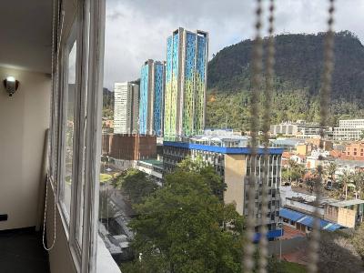 Apartaestudio en venta en Las Aguas, Bogotá, 48 m² · foto 18 de 20