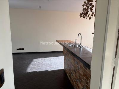 Apartaestudio en venta en Las Aguas, Bogotá, 48 m² · foto 7 de 20