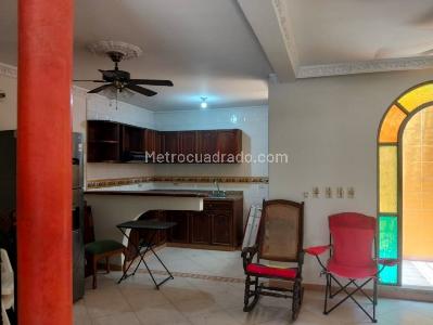 Casa de 3 alcobas en venta en Villas De Guadalquivir, Girardot, 72 m² · foto 10 de 20