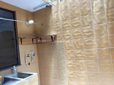 Casa de 3 alcobas en venta en Villas De Guadalquivir, Girardot, 72 m² · foto 13 de 20