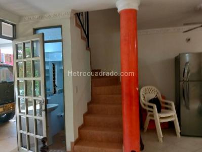 Casa de 3 alcobas en venta en Villas De Guadalquivir, Girardot, 72 m² · foto 9 de 20