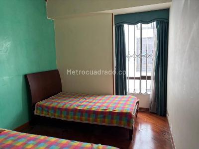 Apartamento de 3 alcobas en venta en Pontevedra, Bogotá, 146 m² · foto 8 de 20