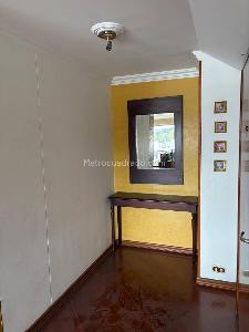 Apartamento de 3 alcobas en venta en Pontevedra, Bogotá, 146 m² · foto 17 de 20