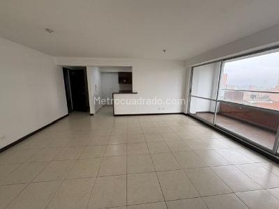 Apartamento de 3 alcobas en venta en Loma Linda, Sabaneta, 92 m² · foto 12 de 20