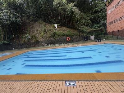 Apartamento de 3 alcobas en venta en Loma Linda, Sabaneta, 92 m² · foto 5 de 20