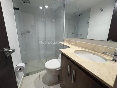 Apartamento de 3 alcobas en venta en Loma Linda, Sabaneta, 92 m² · foto 7 de 20