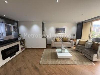 Apartamento de 3 alcobas en venta en Suramericca, Itagüí, 94 m² · foto 2 de 20