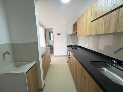 Apartamento de 3 alcobas en venta en Niquia, Bello, 54 m² · foto 4 de 20