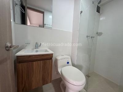 Apartamento de 3 alcobas en venta en Niquia, Bello, 54 m² · foto 8 de 20