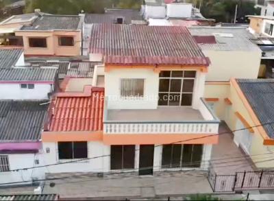 Casa de 3 alcobas en venta en Jardin I, Pereira, 96 m² · foto 2 de 12