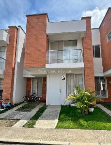 Casa en venta en Galicia, Pereira · foto 2 de 20