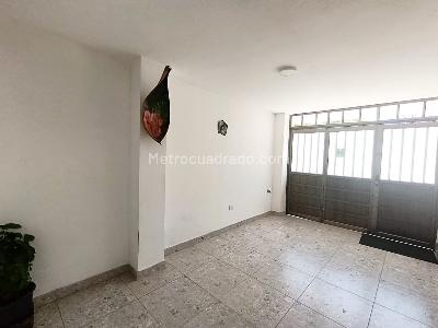 Casa en venta en Los Corales, Pereira · foto 3 de 19