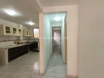 Casa en venta en Gibraltar, Pereira · foto 3 de 19