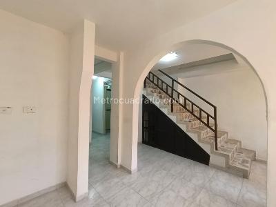 Casa en venta en Gibraltar, Pereira · foto 2 de 19