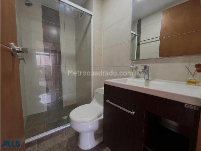 Apartamento en venta en Zuñiga, Envigado · foto 10 de 18