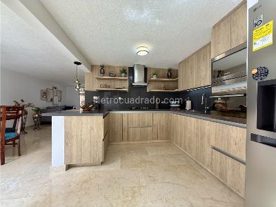 Casa de 3 alcobas en venta en Belen, Medellín, 120 m² · foto 3 de 20