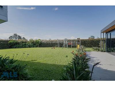 Casa de 4 alcobas en venta en Llanogrande, Rionegro, 800 m² · foto 9 de 20