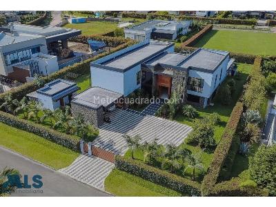 Casa de 4 alcobas en venta en Llanogrande, Rionegro, 800 m² · foto 19 de 20