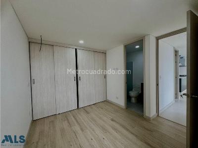 Apartamento en venta en Suramerica, Itagüí · foto 8 de 16